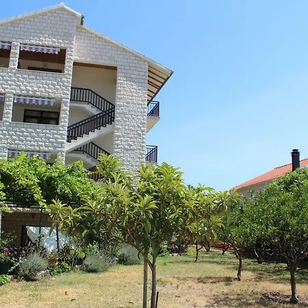 Sveti Anton * أوروبيتش