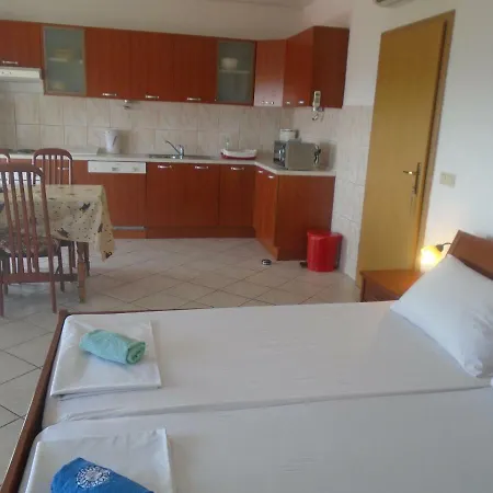 Apartamento Sveti Anton