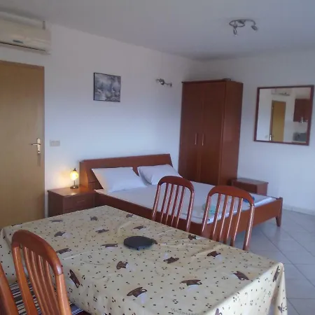 Sveti Anton Apartment *