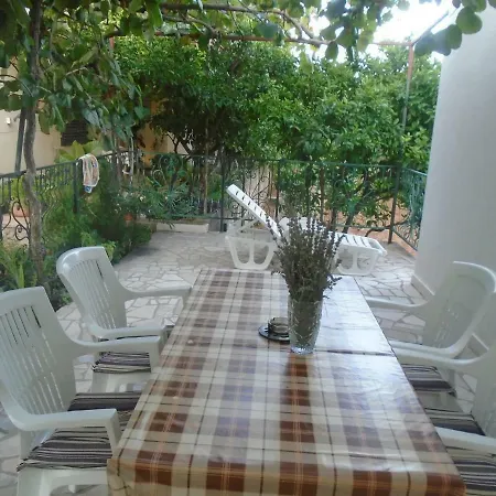 Sveti Anton Apartamento *