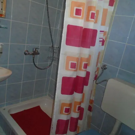 Sveti Anton Apartamento *