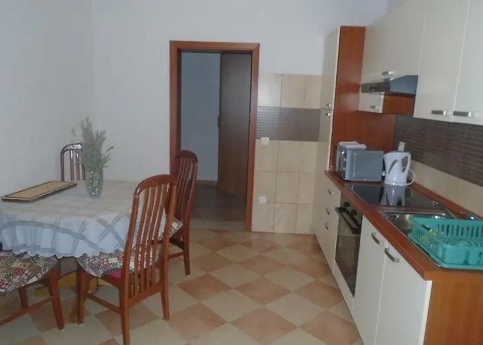 Sveti Anton アパート *