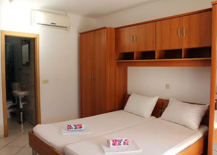 アパート Sveti Anton オレビック